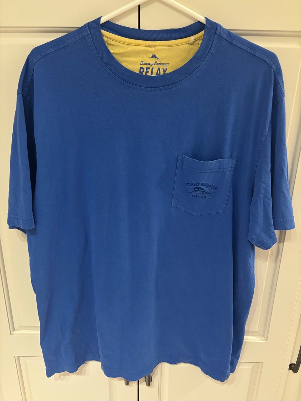 Tommy Bahama Blue Pocket Crew T-Shirt large